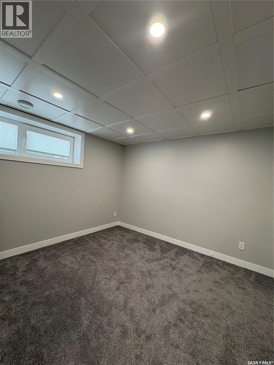 310 Main Street, Neudorf, SK - Indoor Photo Showing Basement