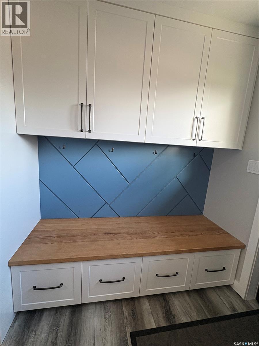 310 Main Street, Neudorf, SK - Indoor Photo Showing Other Room