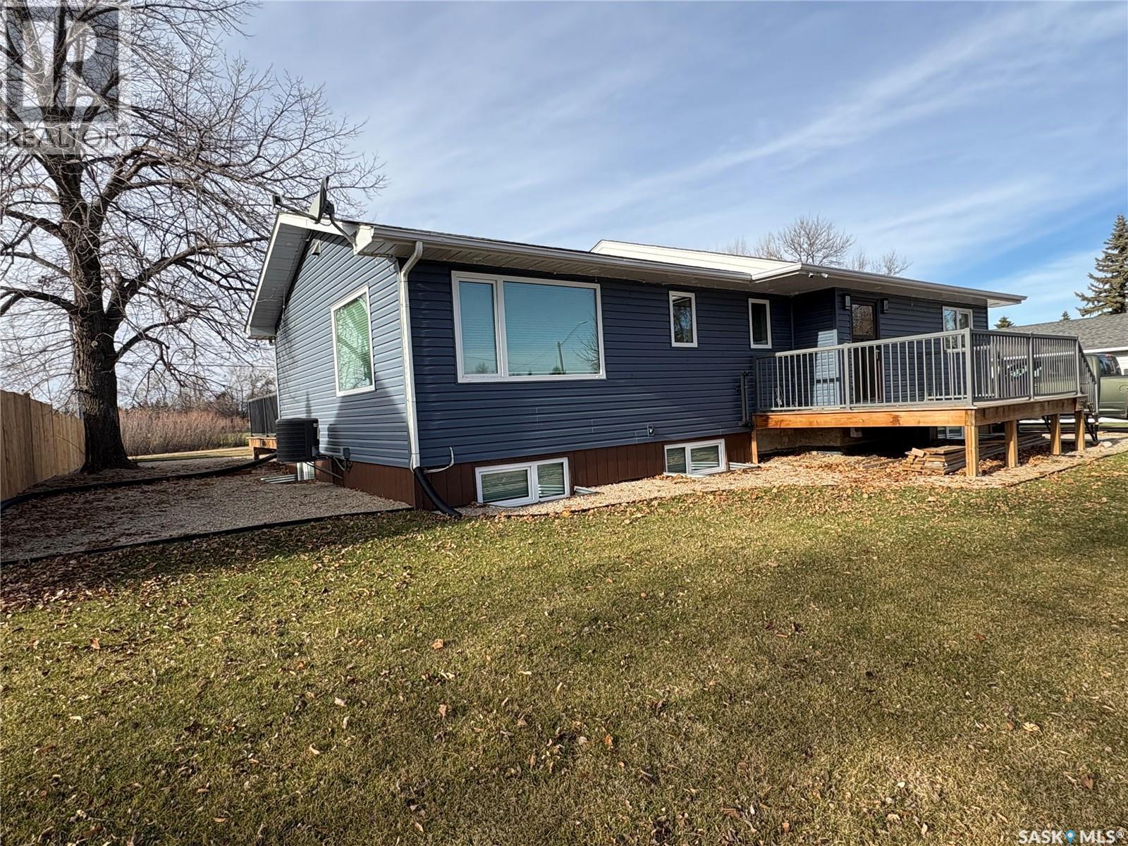 310 Main Street, Neudorf, SK - Outdoor With Deck Patio Veranda