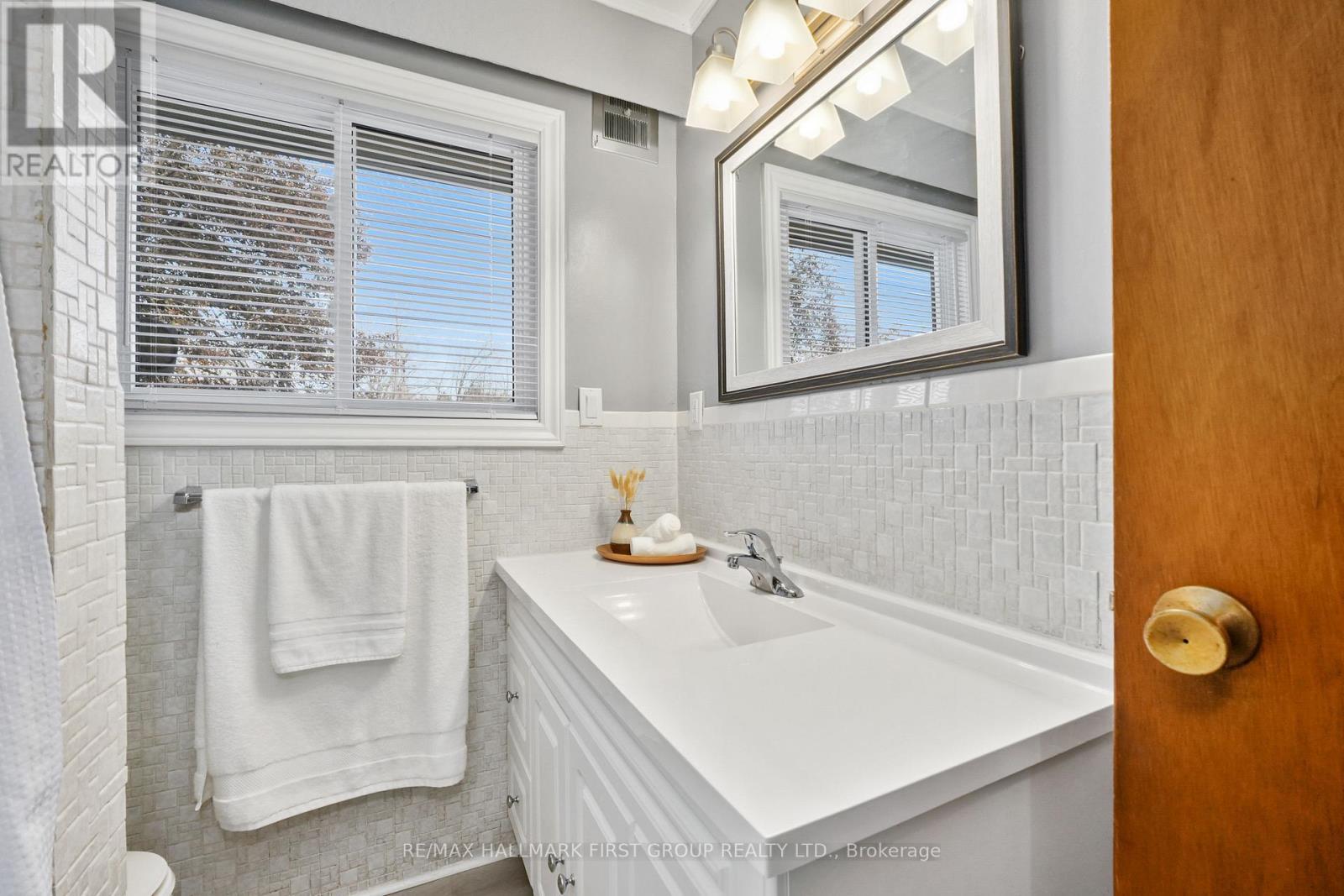 64 Langs Road, Alnwick/Haldimand, ON - Indoor Photo Showing Bathroom