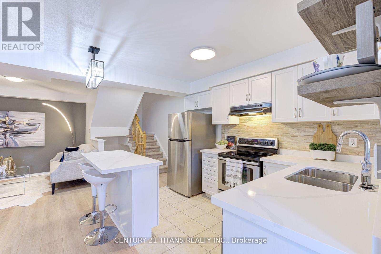 26 Pendrill Way, Ajax, ON - Indoor Photo Showing Kitchen With Double Sink