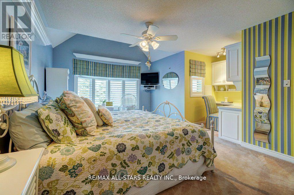 64 Button Crescent, Uxbridge, ON - Indoor Photo Showing Bedroom