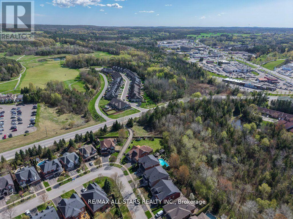 64 Button Crescent, Uxbridge, ON - Outdoor With View