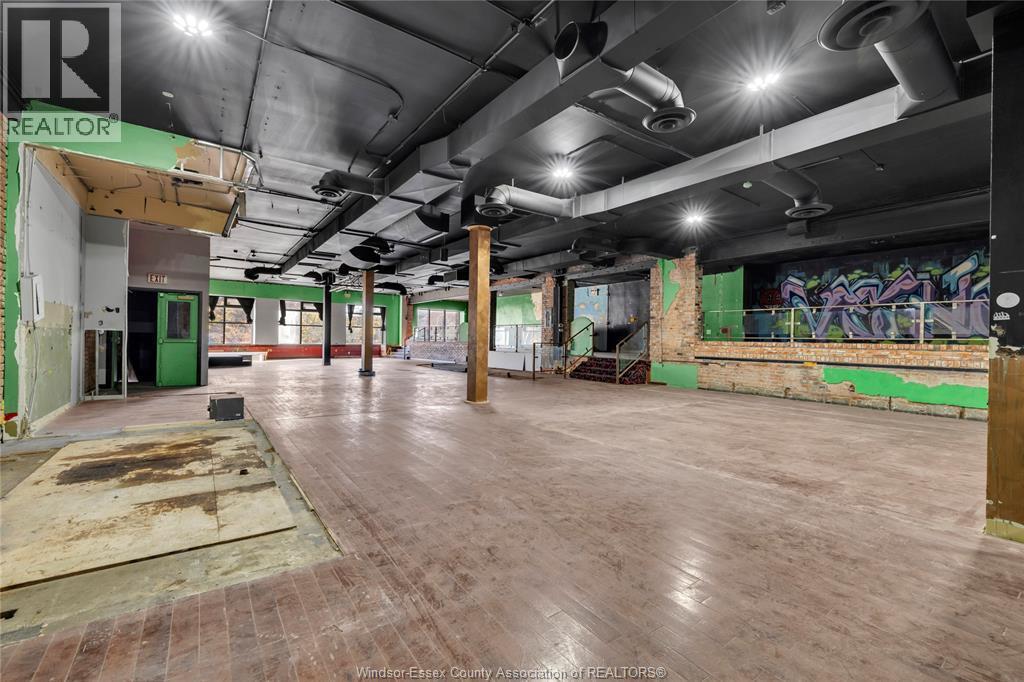 251-271 Ouellette Avenue, Windsor, ON