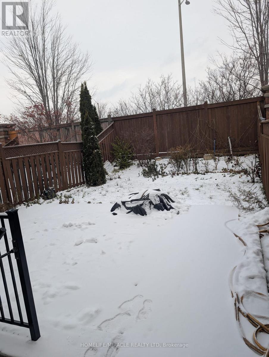 Lower - 67 Herdwick Street, Brampton, ON - Outdoor