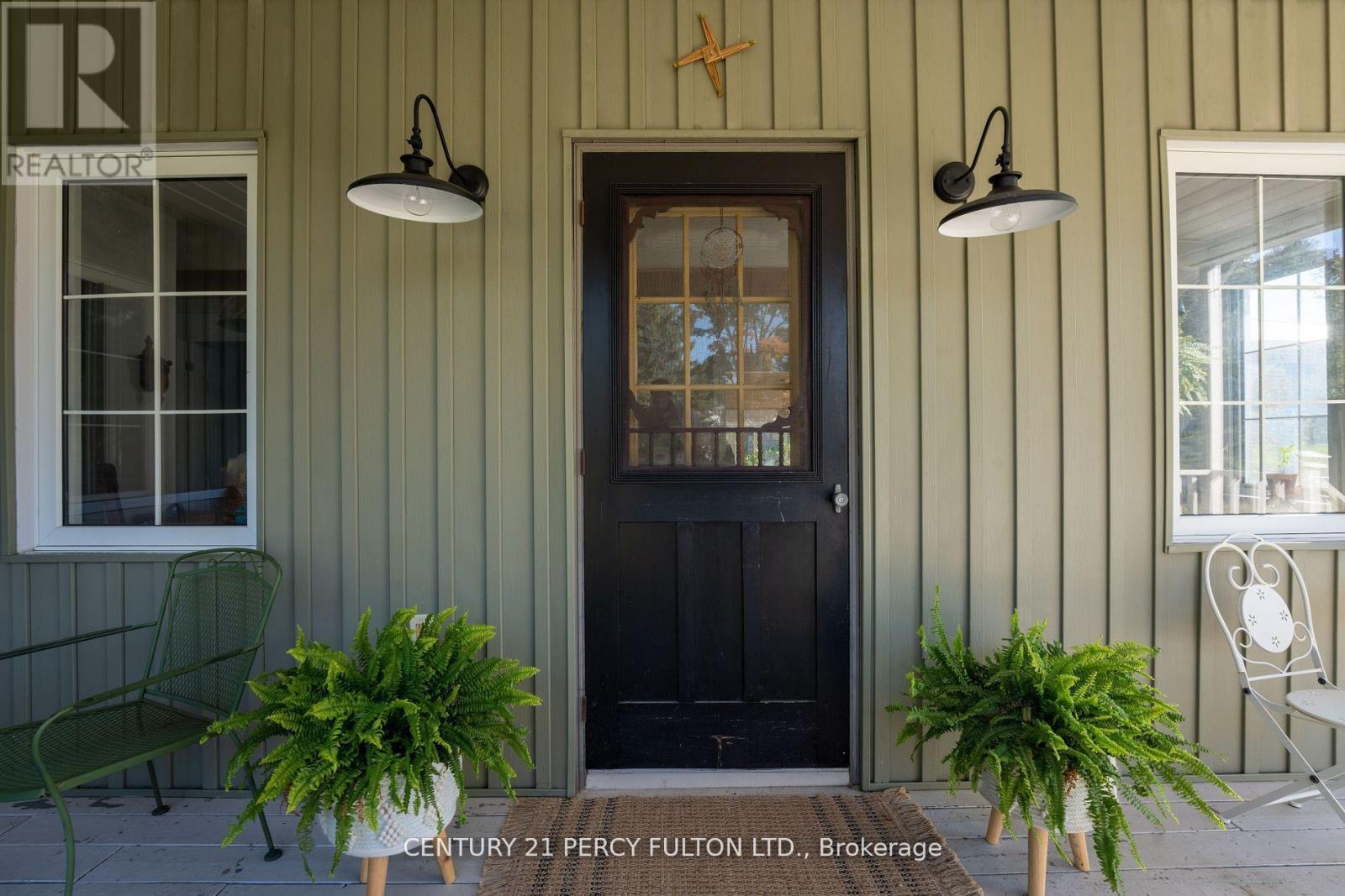 5659 Gilmore Road, Clarington, ON - Outdoor With Exterior