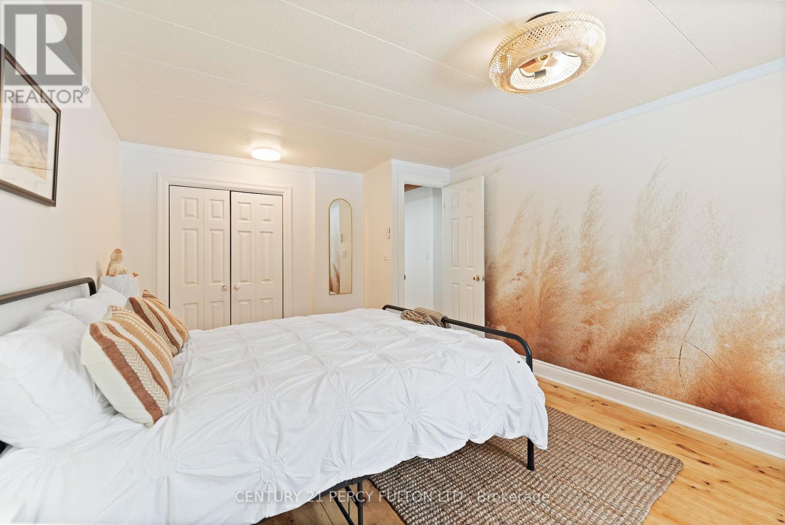 5659 Gilmore Road, Clarington, ON - Indoor Photo Showing Bedroom