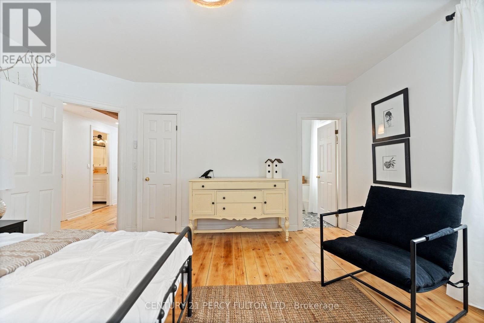 5659 Gilmore Road, Clarington, ON - Indoor Photo Showing Bedroom