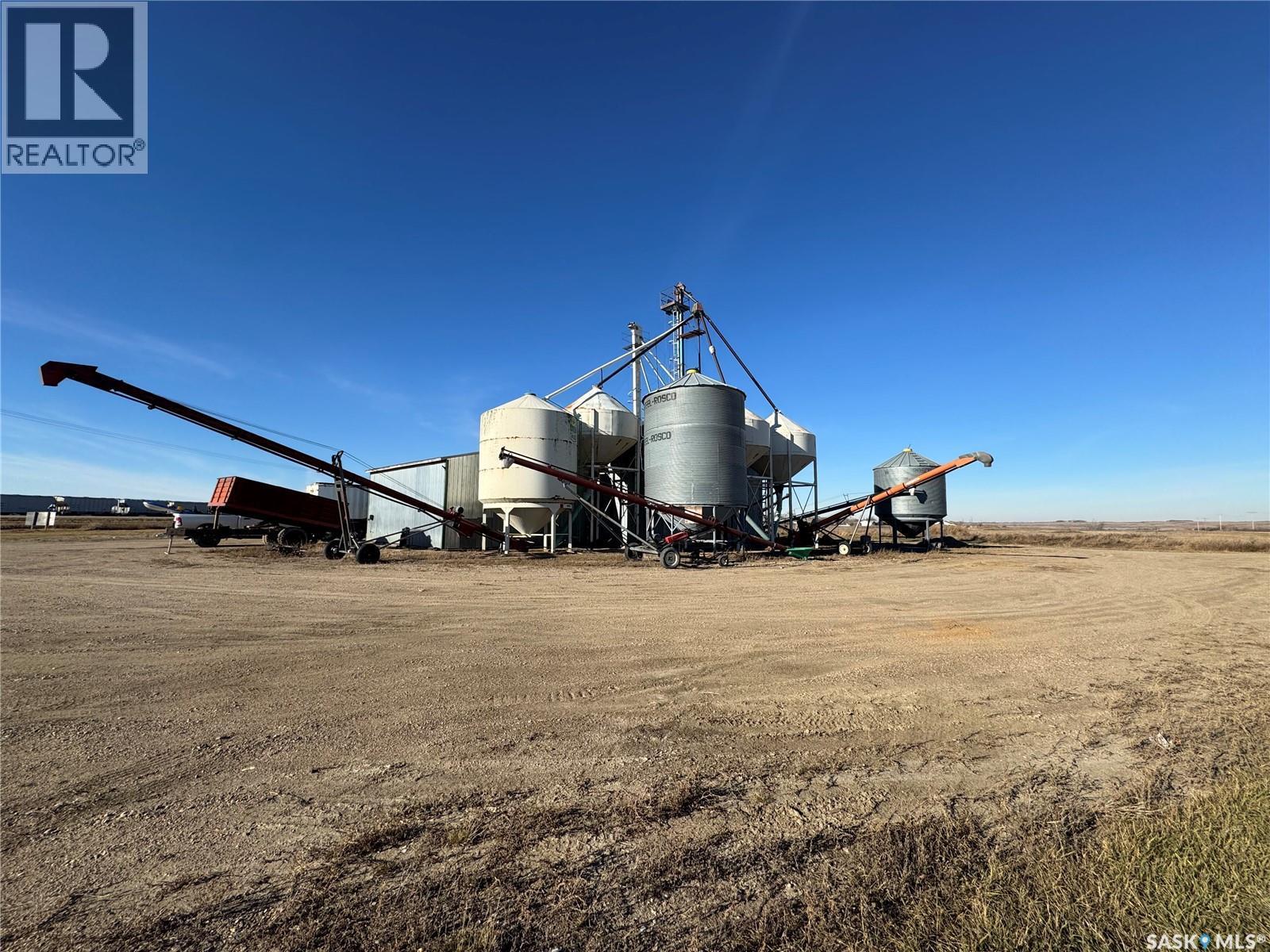 1000 First Avenue, Young, SK