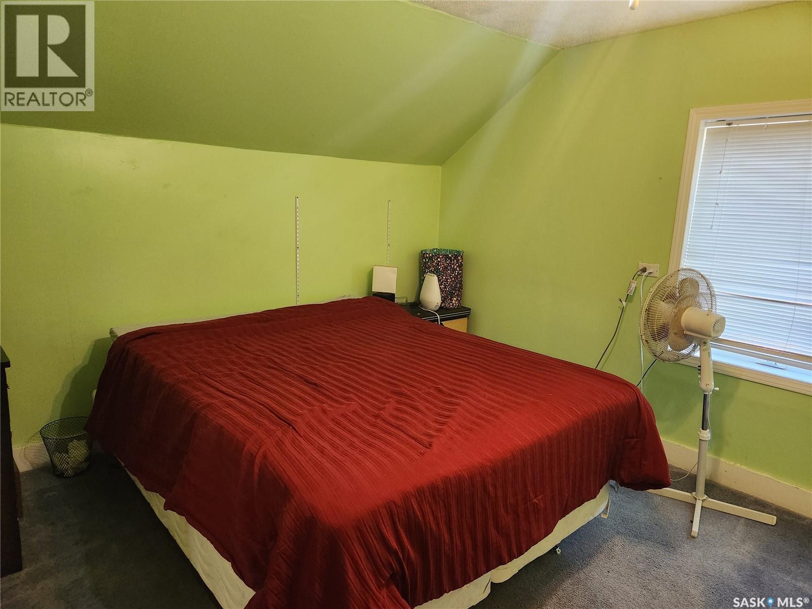 309 4Th Street W, Nipawin, SK - Indoor Photo Showing Bedroom