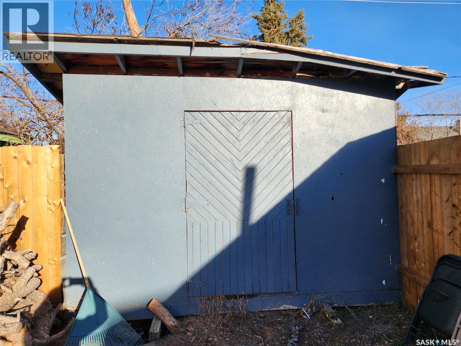 309 4Th Street W, Nipawin, SK - Outdoor