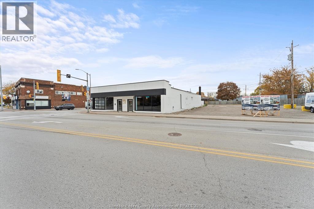 227-235 Sandwich Street South, Amherstburg, ON