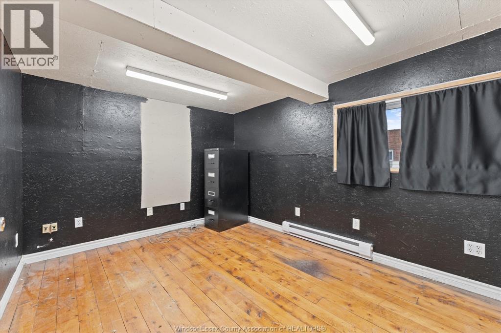 227-235 Sandwich Street South, Amherstburg, ON