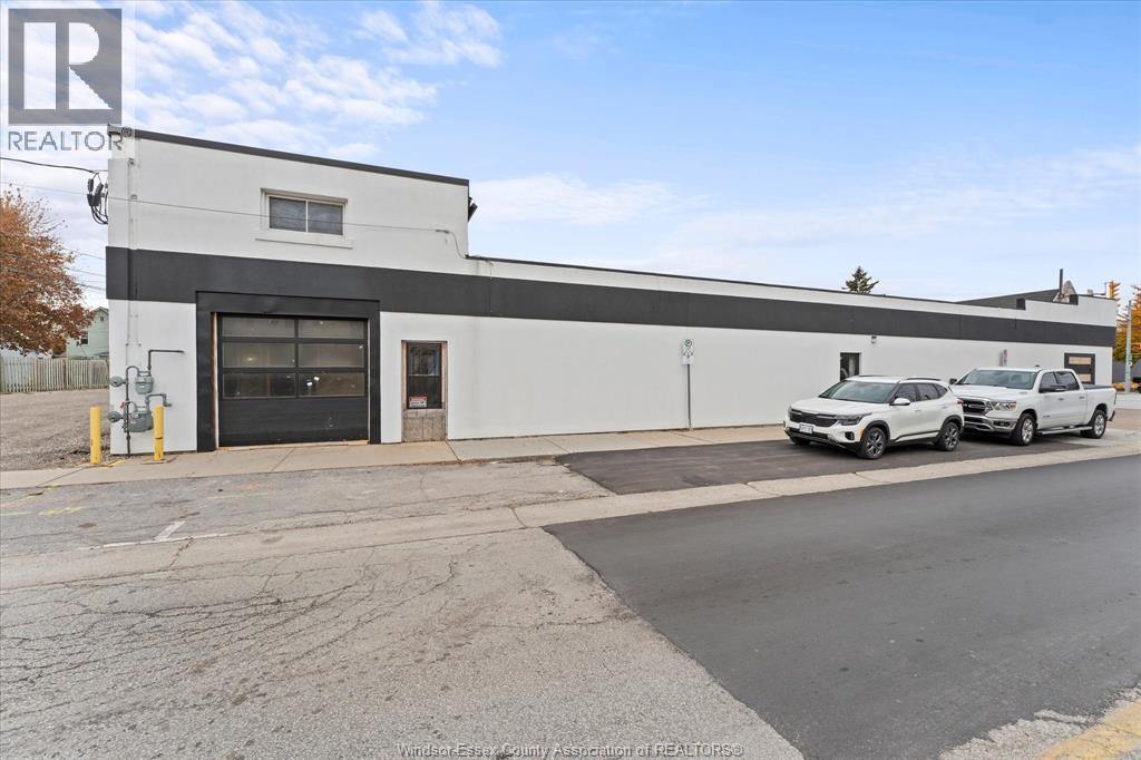 227-235 Sandwich Street South, Amherstburg, ON