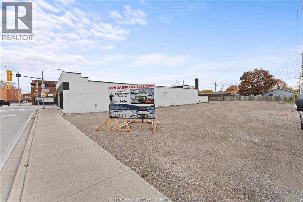 227-235 Sandwich Street South, Amherstburg, ON