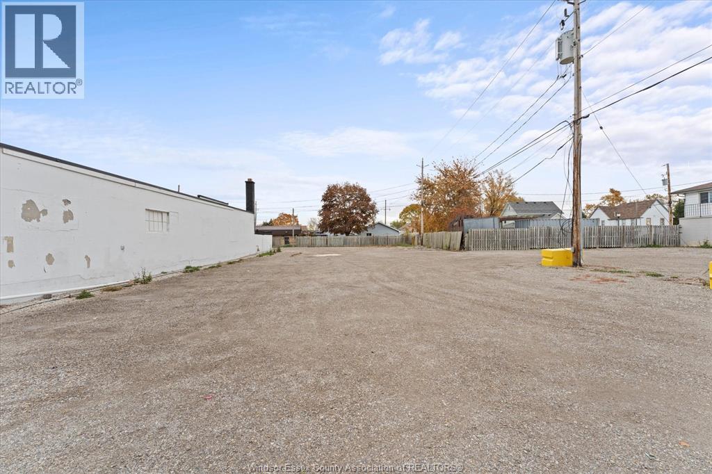 227-235 Sandwich Street South, Amherstburg, ON