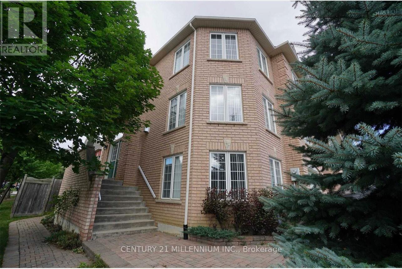 Upper - 23 Pefferlaw Circle, Brampton, ON - Outdoor