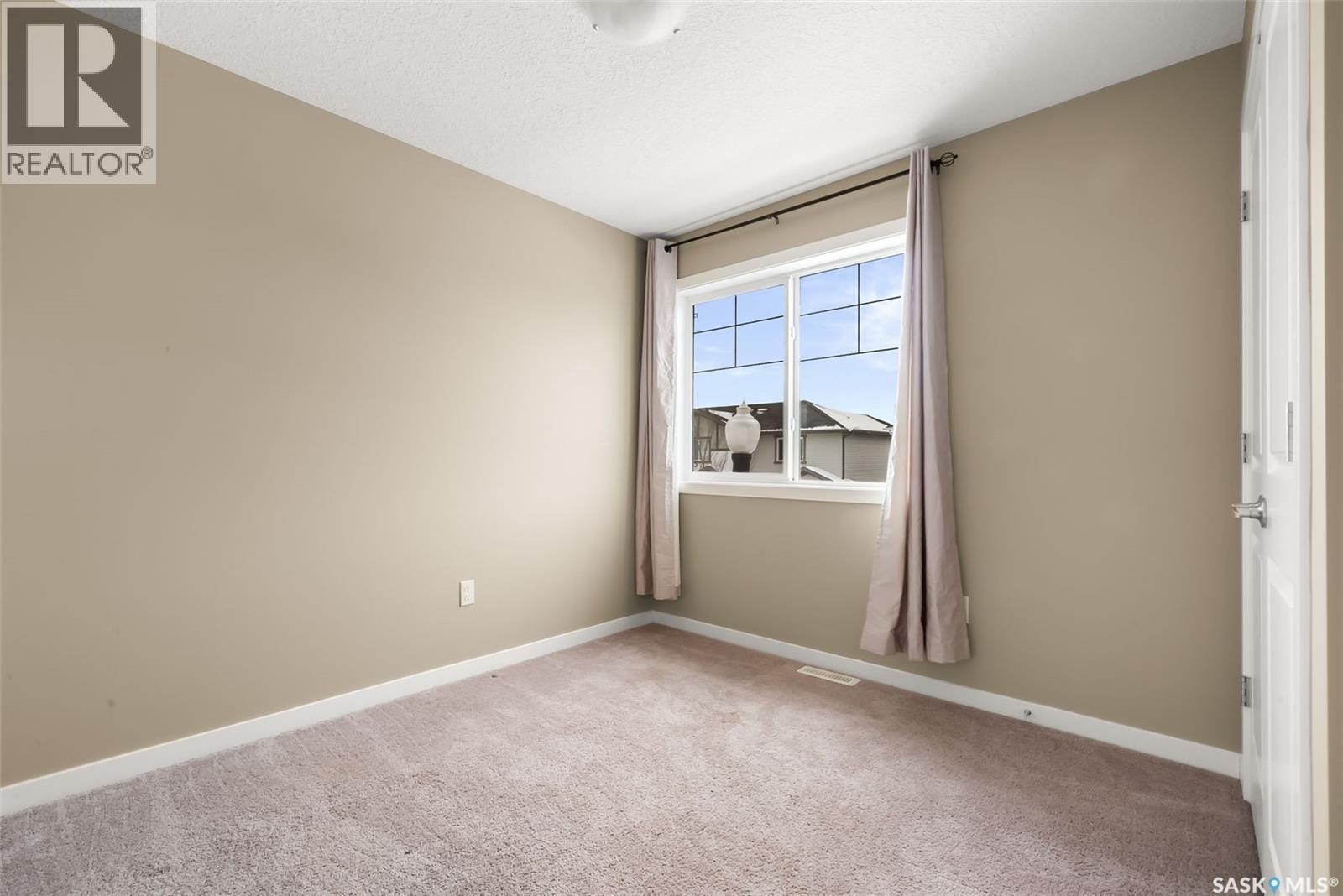5057 Cornell Gate, Regina, SK - Indoor Photo Showing Other Room