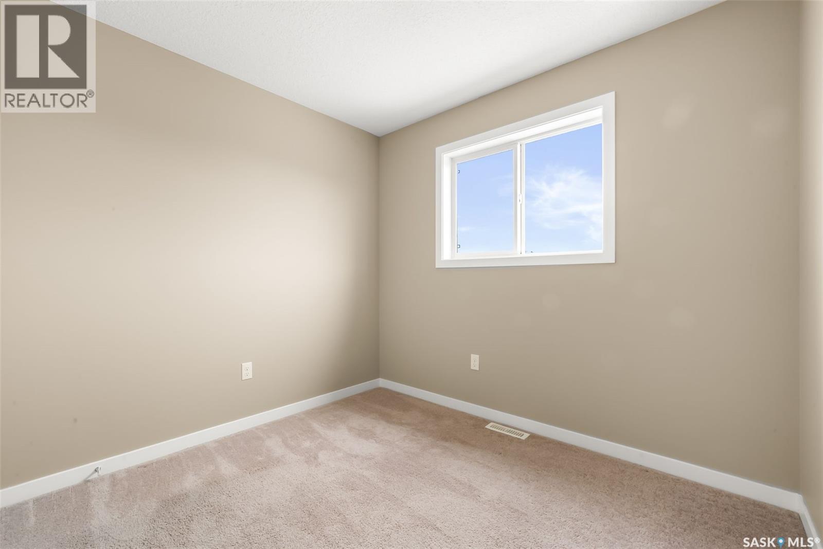 5057 Cornell Gate, Regina, SK - Indoor Photo Showing Other Room