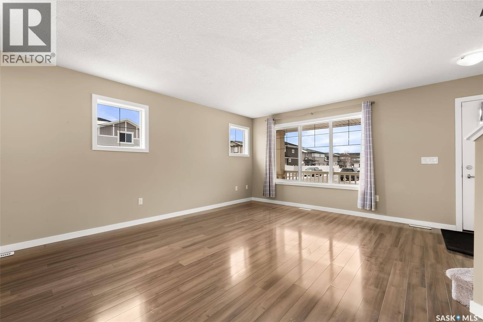 5057 Cornell Gate, Regina, SK - Indoor