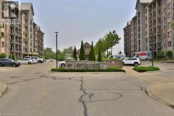 776 LAURELWOOD Drive Unit# 705 Waterloo, ON N2V 0A8