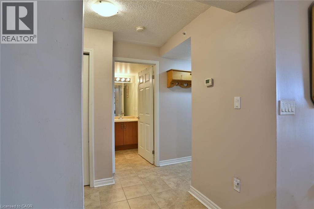 776 Laurelwood Drive Unit# 705, Waterloo, ON - Indoor Photo Showing Other Room