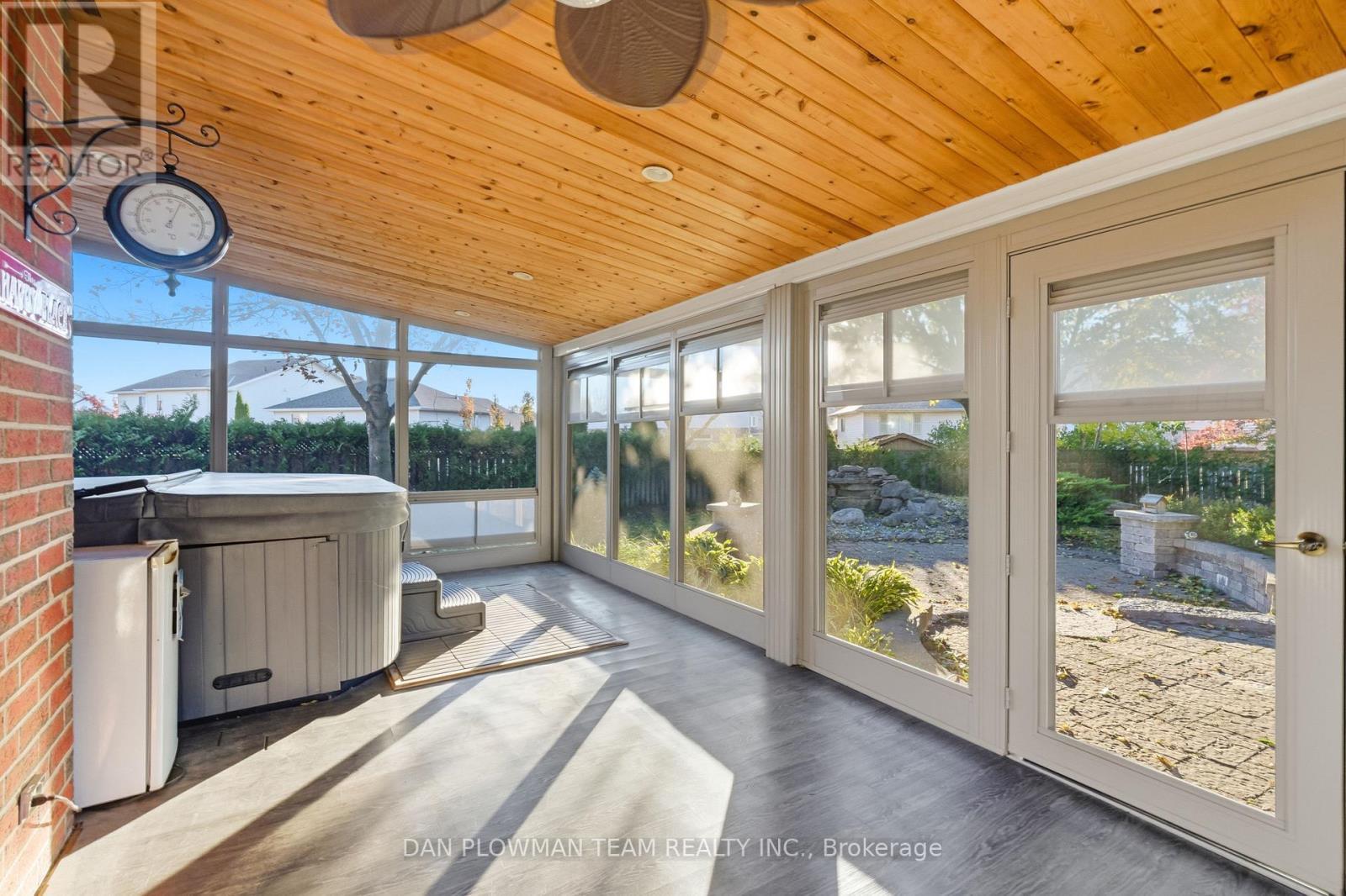 8 Aldcroft Crescent, Clarington, ON - Photo Showing Other Room