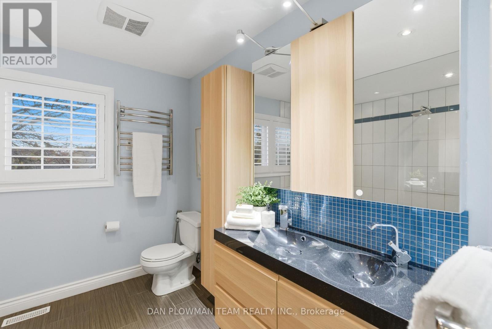 8 Aldcroft Crescent, Clarington, ON - Indoor Photo Showing Bathroom