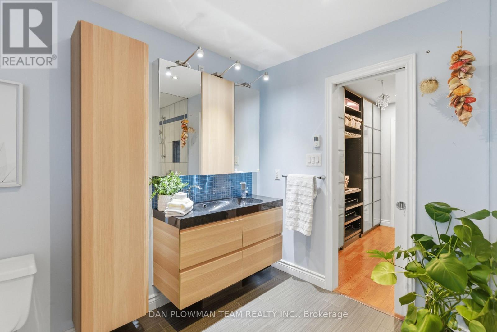 8 Aldcroft Crescent, Clarington, ON - Indoor Photo Showing Bathroom
