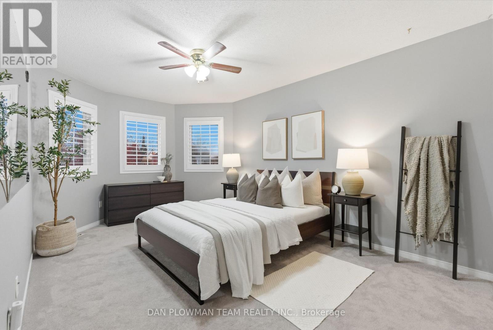 8 Aldcroft Crescent, Clarington, ON - Indoor Photo Showing Bedroom