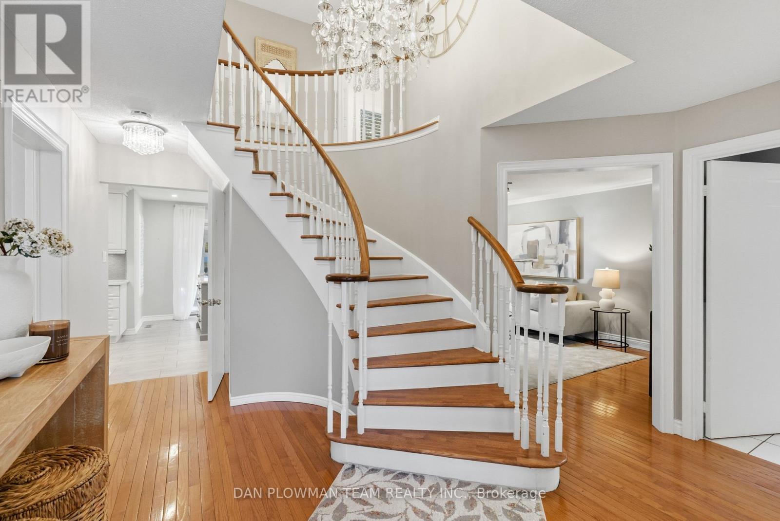 8 Aldcroft Crescent, Clarington, ON - Indoor Photo Showing Other Room