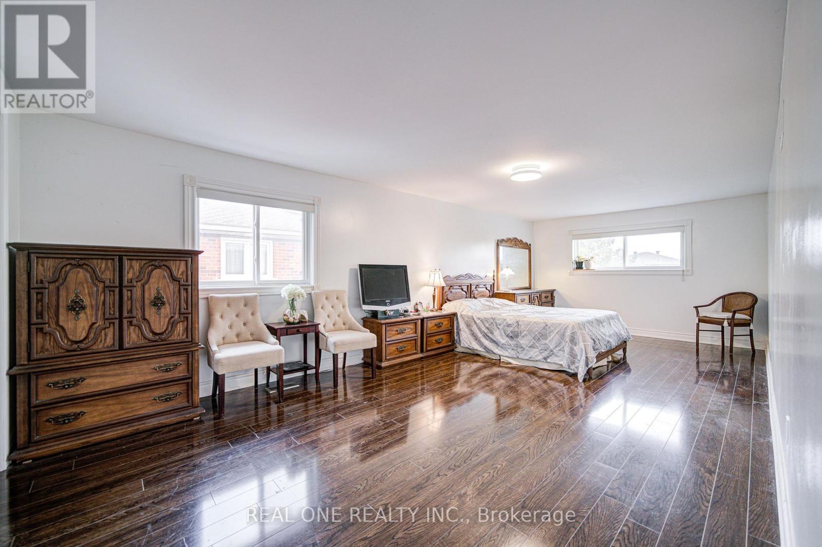 72 Highgate Drive, Markham, ON - Indoor Photo Showing Bedroom