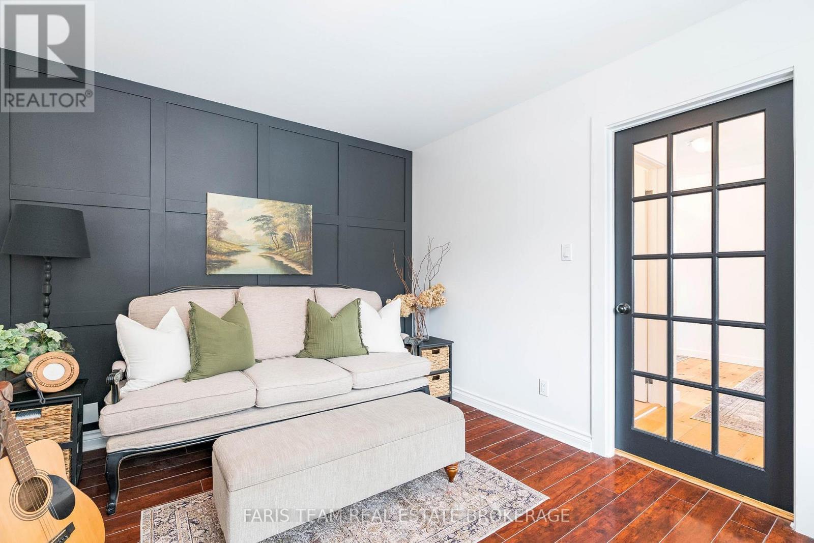 238 Robins Point Road, Tay, ON - Indoor Photo Showing Other Room