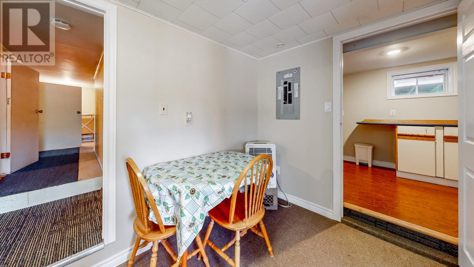 1094 Main Road, Dunville, NL - Indoor Photo Showing Other Room