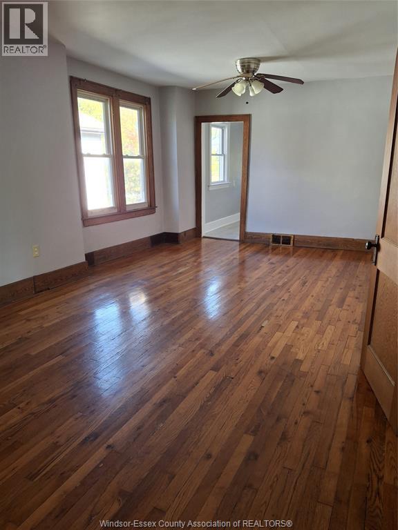 368 Hall, Windsor, ON - Indoor Photo Showing Other Room