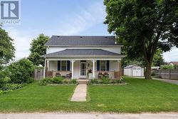 Located right in the heart of town -