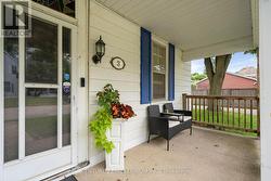 Lovely covered front porch -