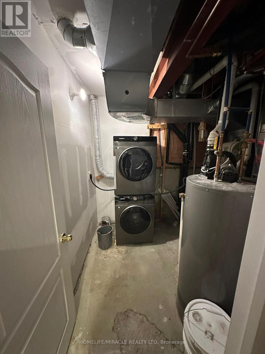 7100 Walworth Court, Mississauga, ON - Indoor