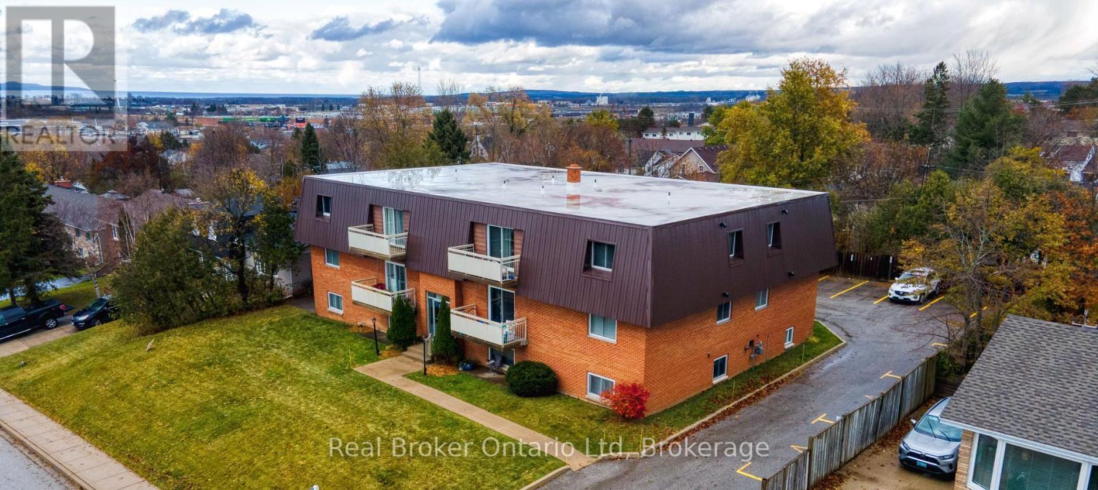 202 - 925 10Th Avenue E, Owen Sound, ON - Outdoor With View