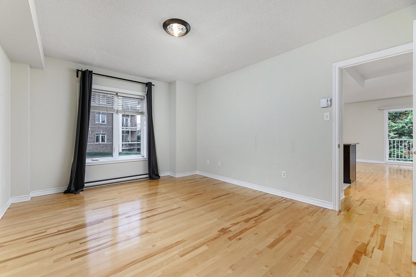 Chambre à coucher principale - 206-3095 Av. Ernest-Hemingway, Montréal (Saint-Laurent), QC - Indoor Photo Showing Other Room