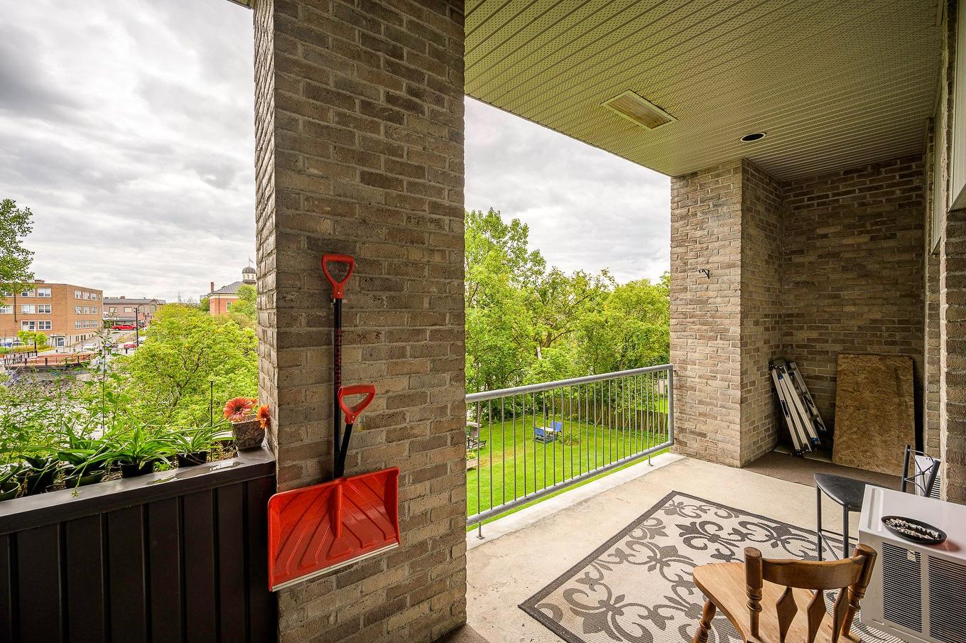 Patio - 201-305 Rue Laviolette, Saint-Jérôme, QC - Outdoor With Exterior