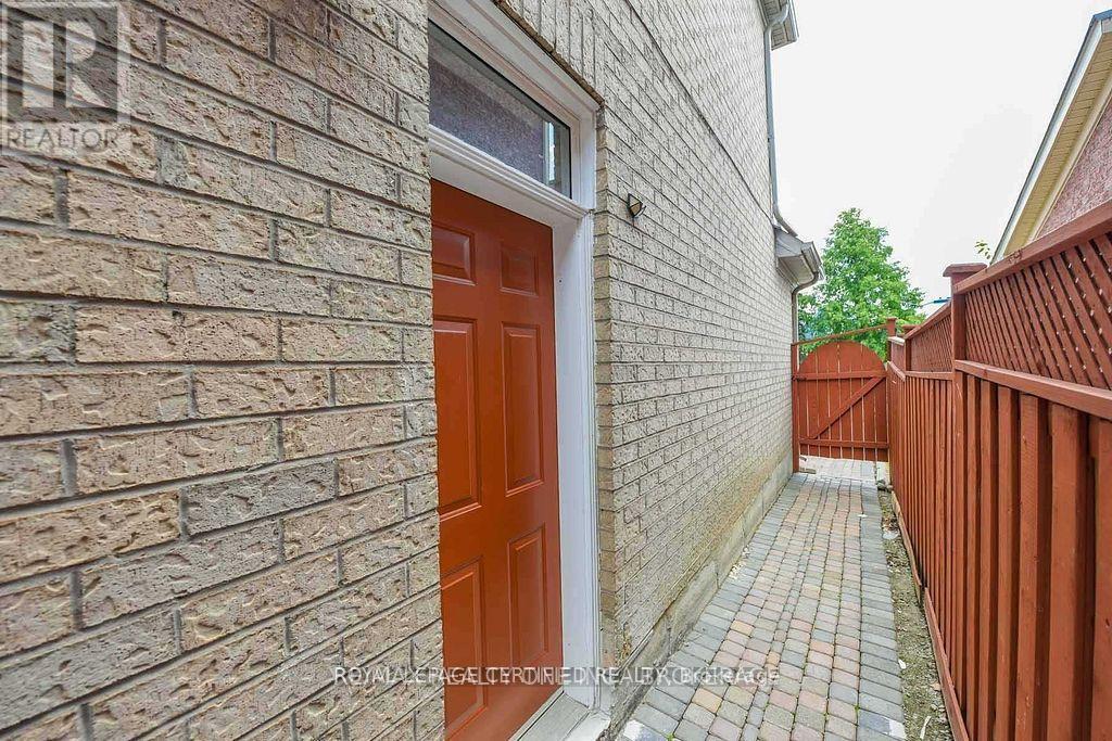 Bsmt - 1 Softneedle Avenue, Brampton, ON - Outdoor With Exterior