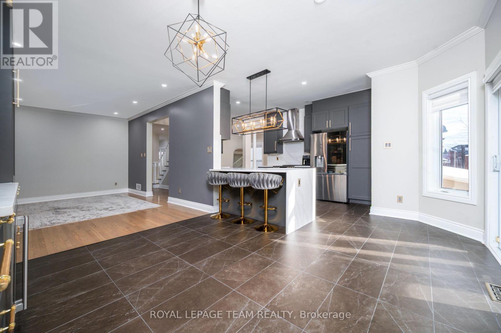 115 Grandpark Circle, Ottawa, ON - Indoor Photo Showing Kitchen