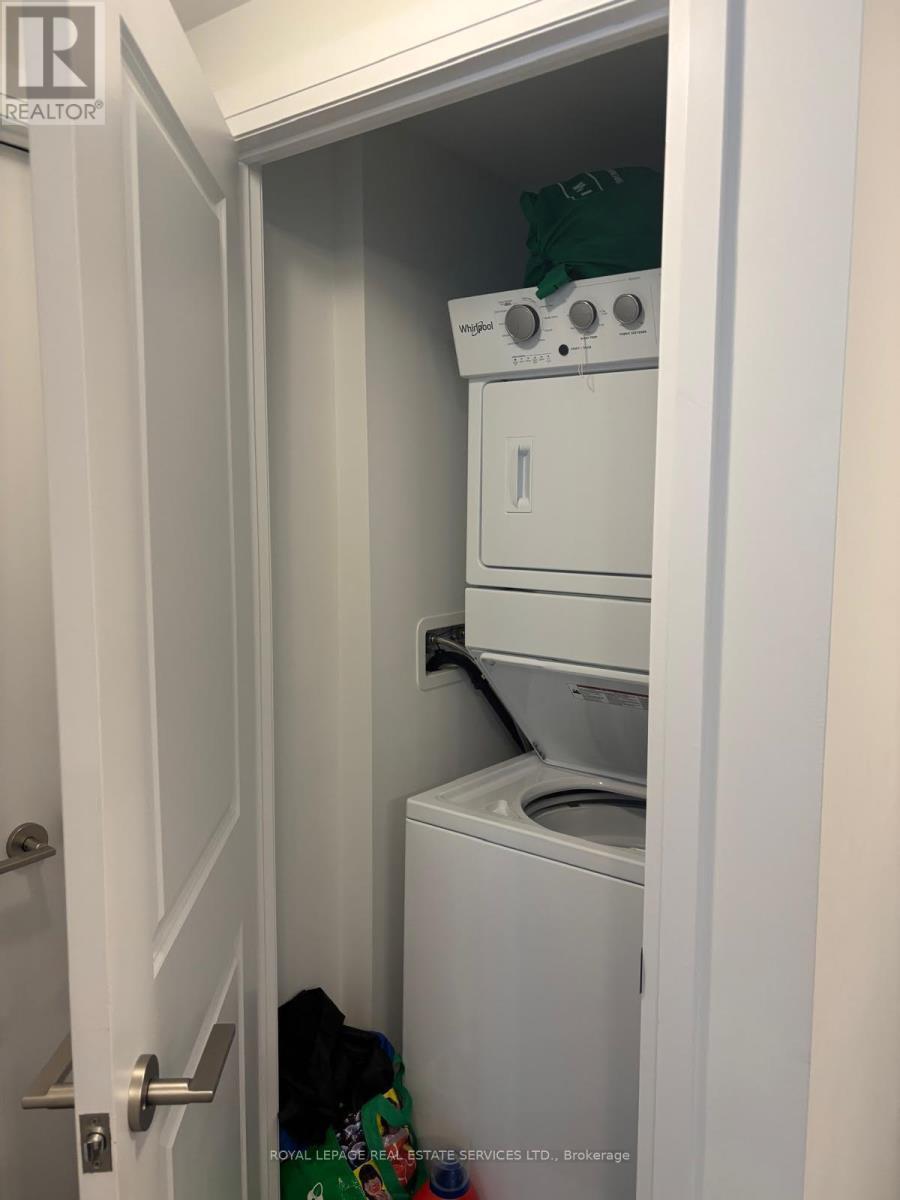 260 - 65 Attmar Drive, Brampton, ON - Indoor Photo Showing Laundry Room
