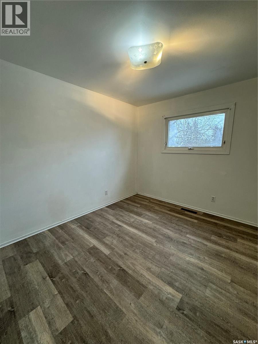 203 2Nd, Stenen, SK - Indoor Photo Showing Other Room