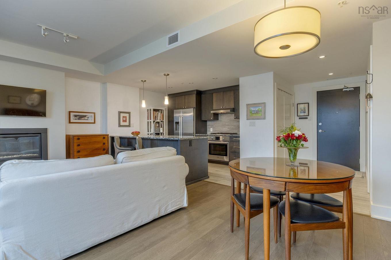 401 67 Kings Wharf Place, Dartmouth, NS