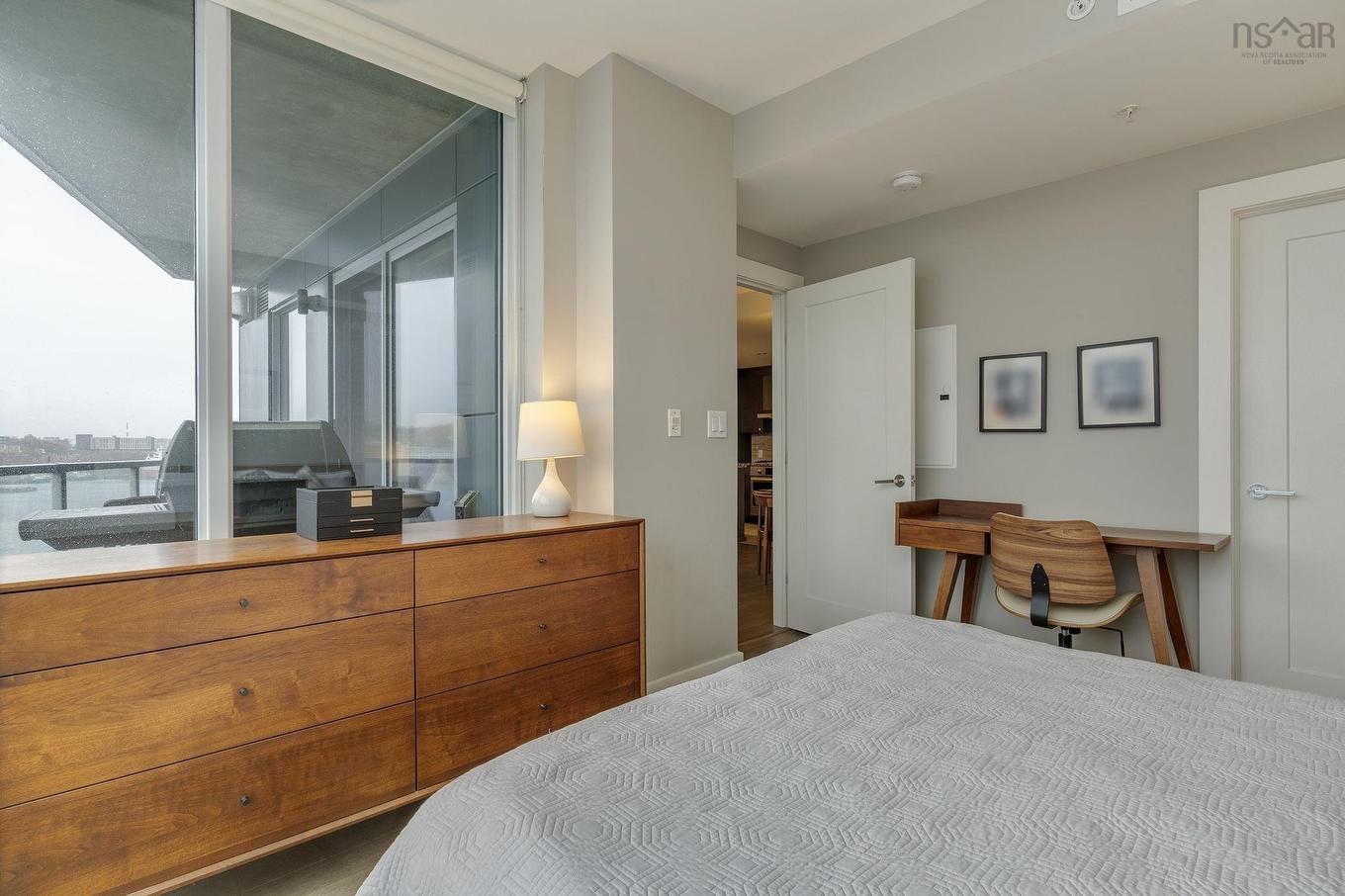 401 67 Kings Wharf Place, Dartmouth, NS