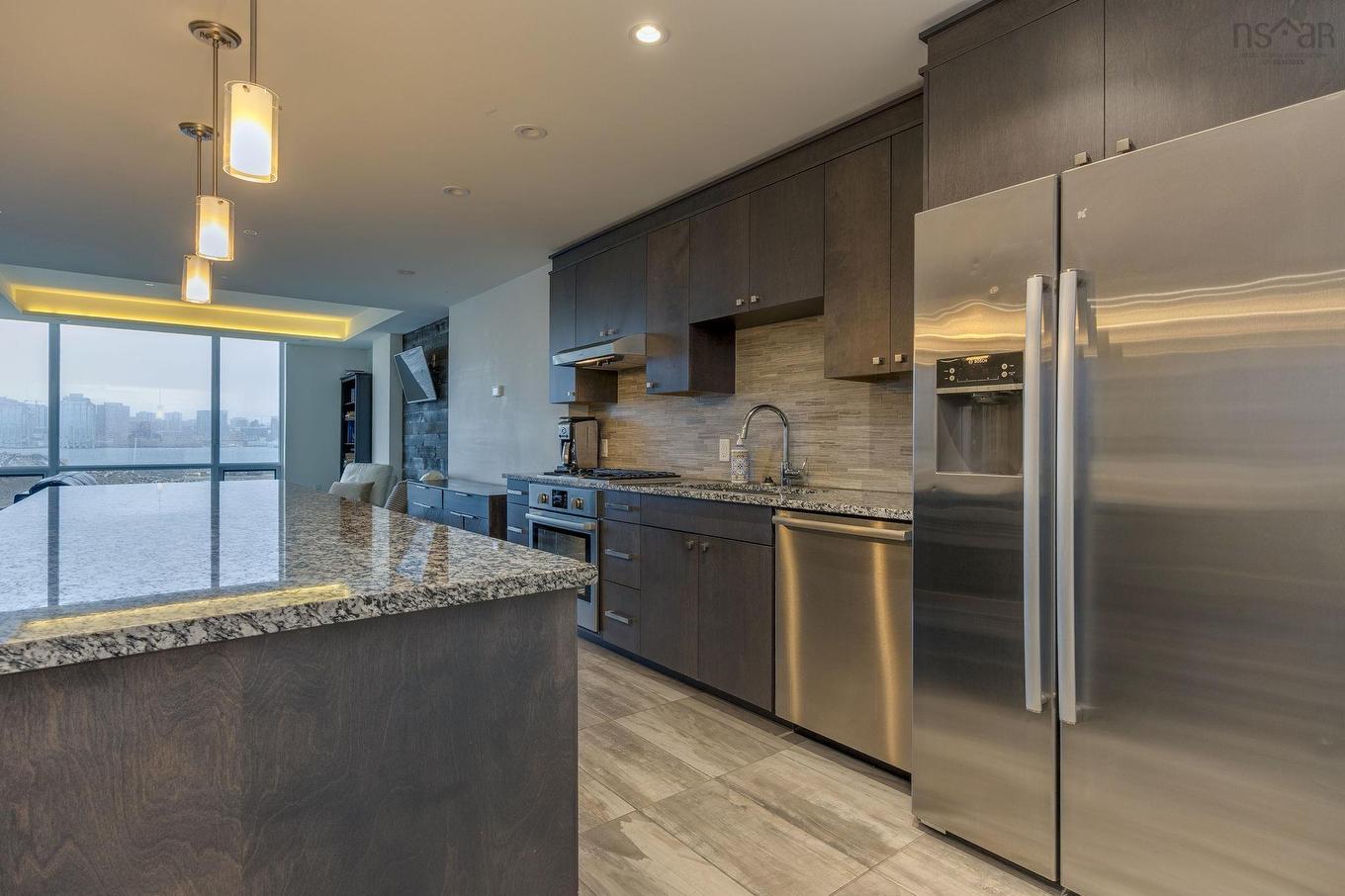 401 67 Kings Wharf Place, Dartmouth, NS