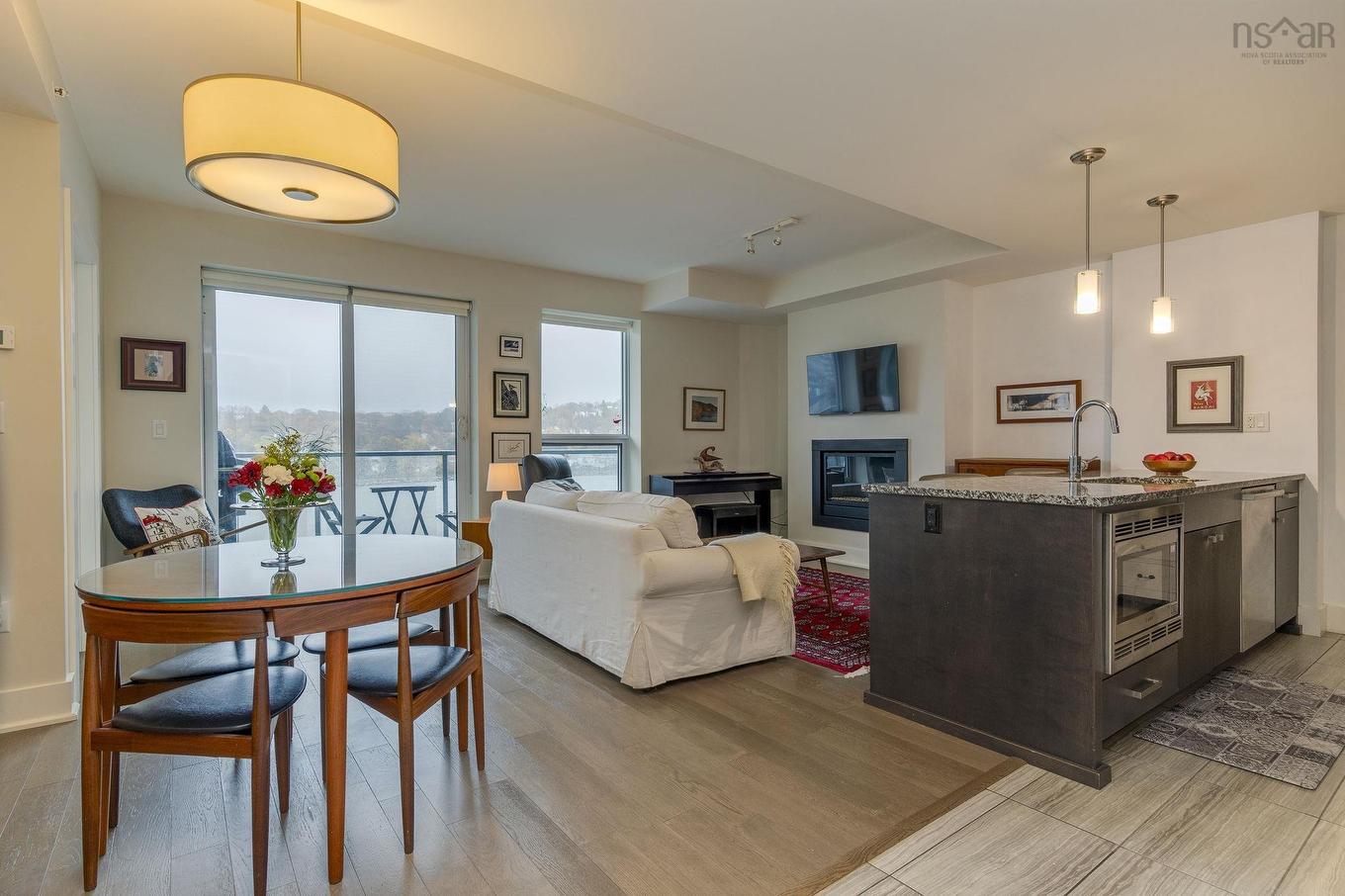 401 67 Kings Wharf Place, Dartmouth, NS