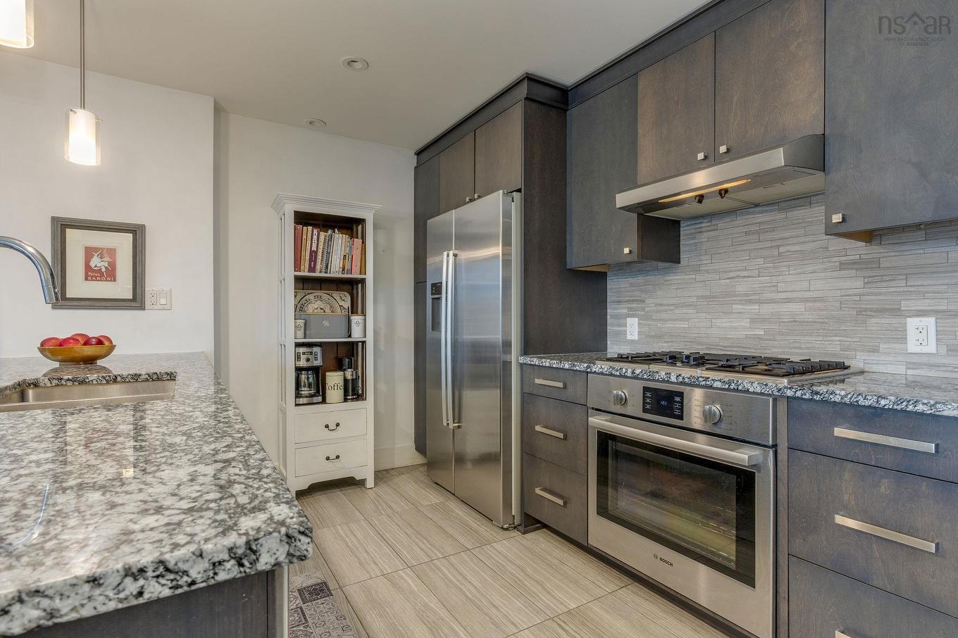 401 67 Kings Wharf Place, Dartmouth, NS